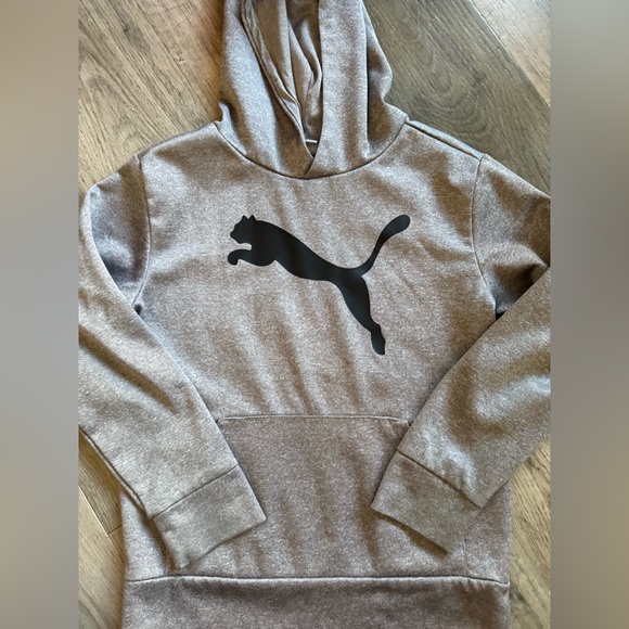 Boys PUMA sweatshirt - Picture 2 of 7